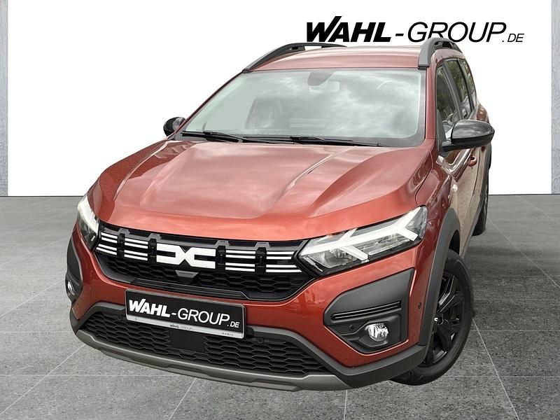 Orange Gebraucht 2023 Dacia Jogger Extreme Kombi | 18.990 € (Fairer Preis) - Bild 1/4