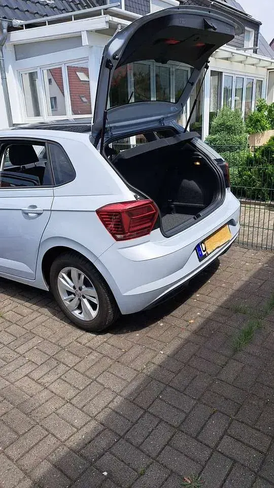 Gebraucht VW Polo Comfortline 95 PS (69 kW) 2020 Weiß Kleinwagen
