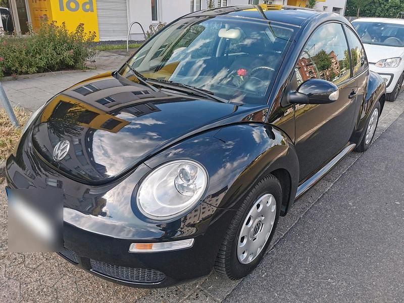 Gebraucht VW New Beetle 105 PS (77 kW) 2009 Schwarz Kleinwagen