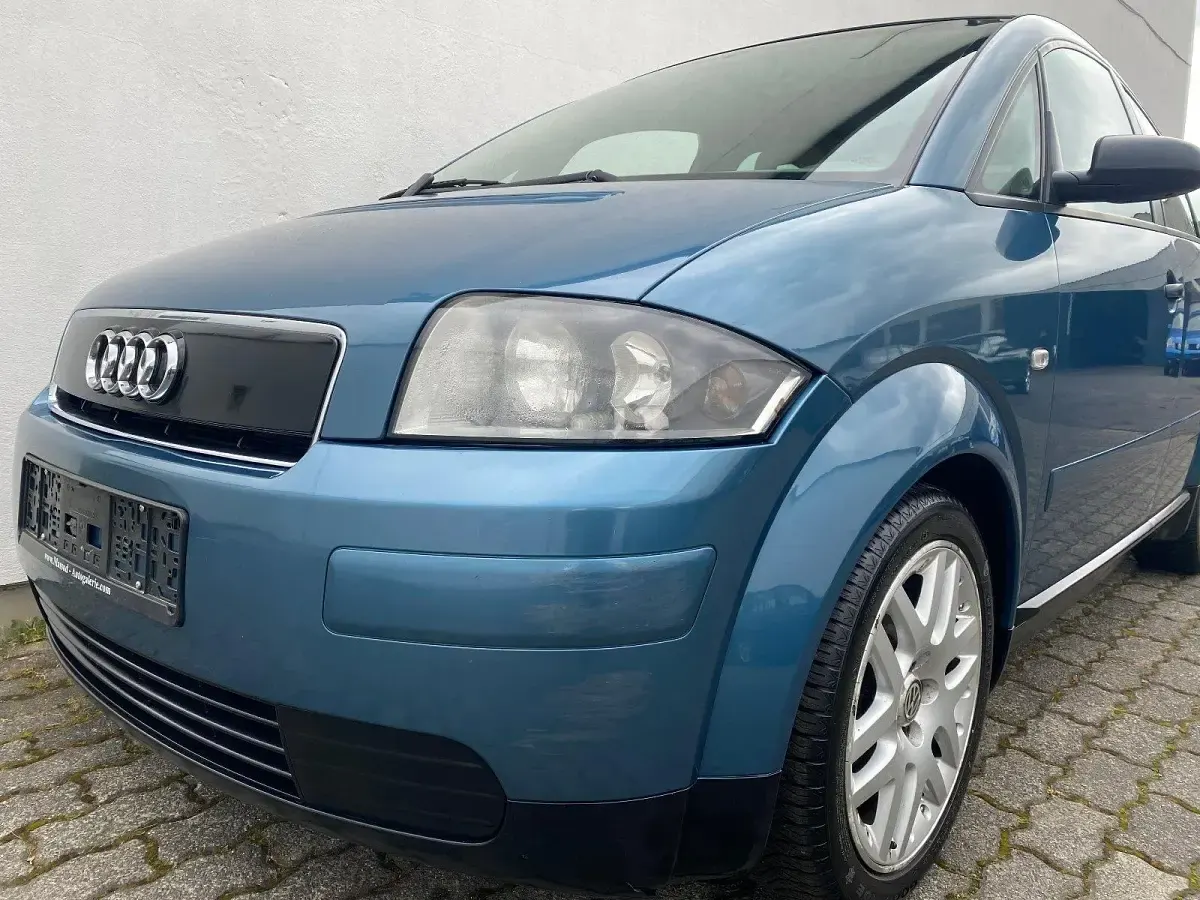 Gebraucht Audi A2 75 PS (55 kW) 2001 Blau Kleinwagen