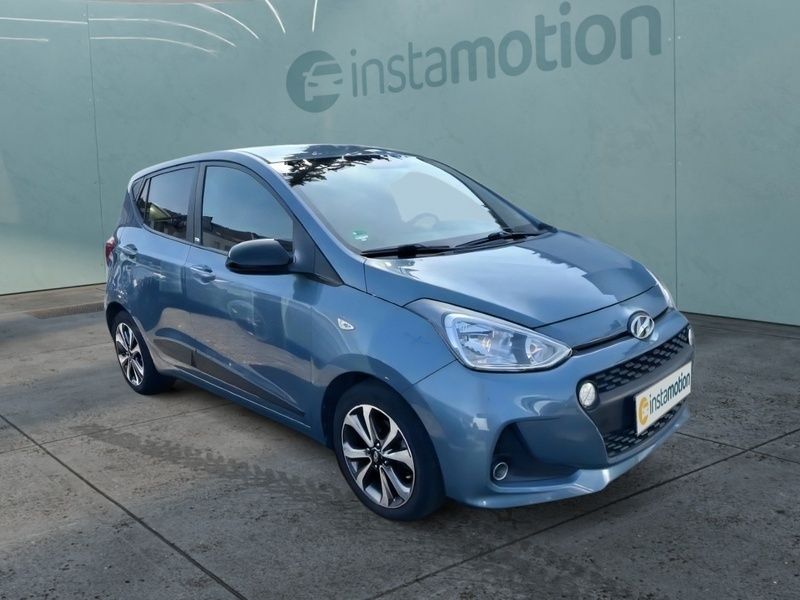 Blau Gebraucht 2018 Hyundai i10 Passion Kleinwagen | 12.440 € (Teuer) - Bild 1/4