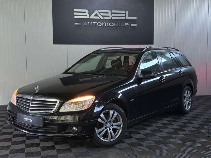 Schwarz Gebraucht 2010 Mercedes C200 Limousine | 4.500 € (Superpreis) - Bild 1/4