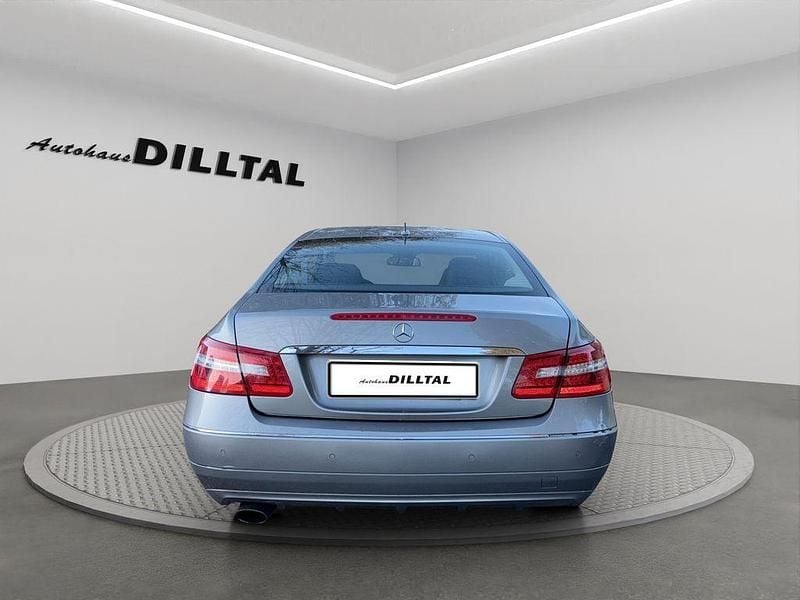 Second-hand Mercedes E250 204 CP (150 kW) 2011 Argintiu Coupe