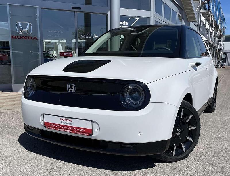 Gebraucht Honda e Advance 113 kW (154 PS) 2022 Platinum white pearl Kleinwagen