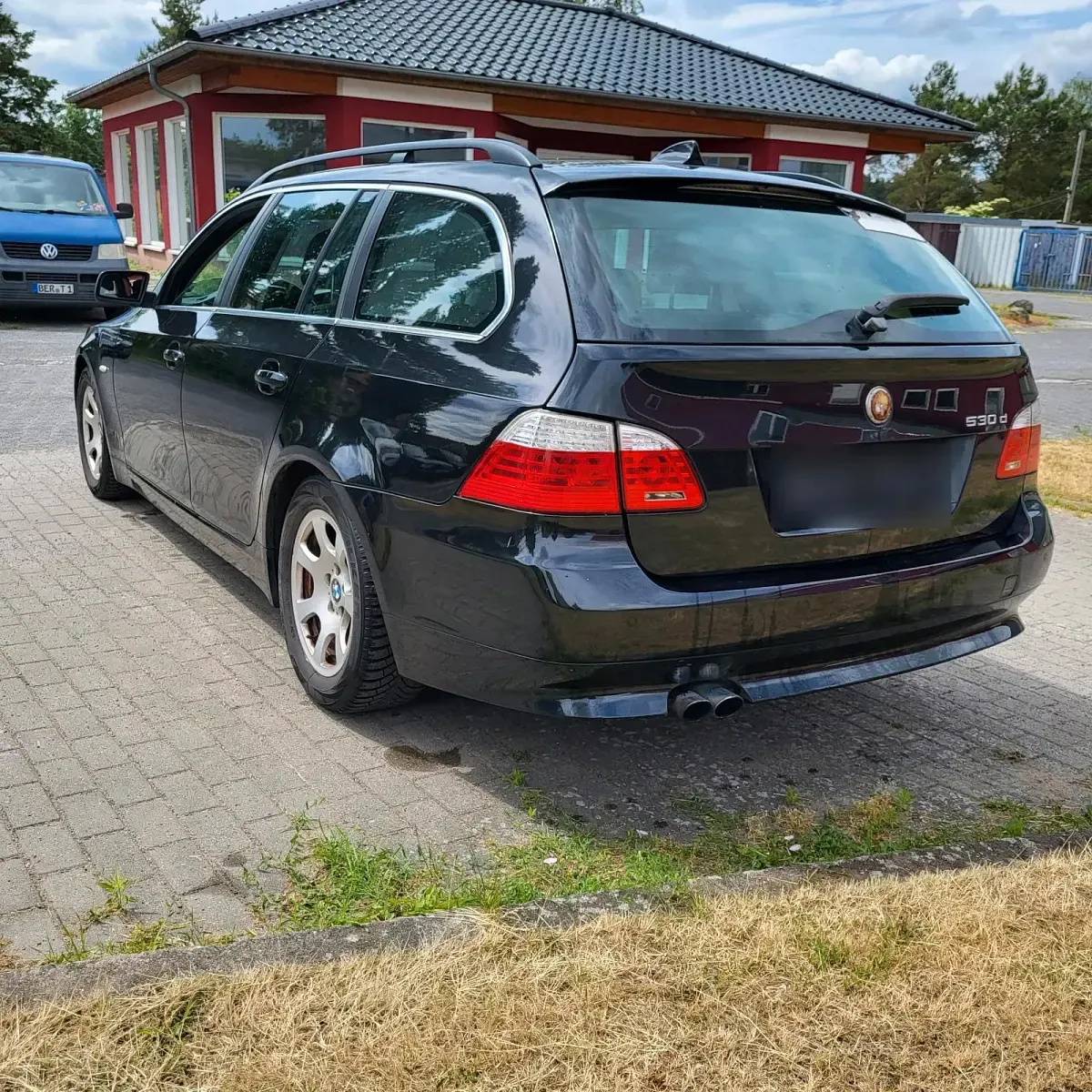 Gebraucht BMW 530 235 PS (172 kW) 2008 Schwarz Kombi