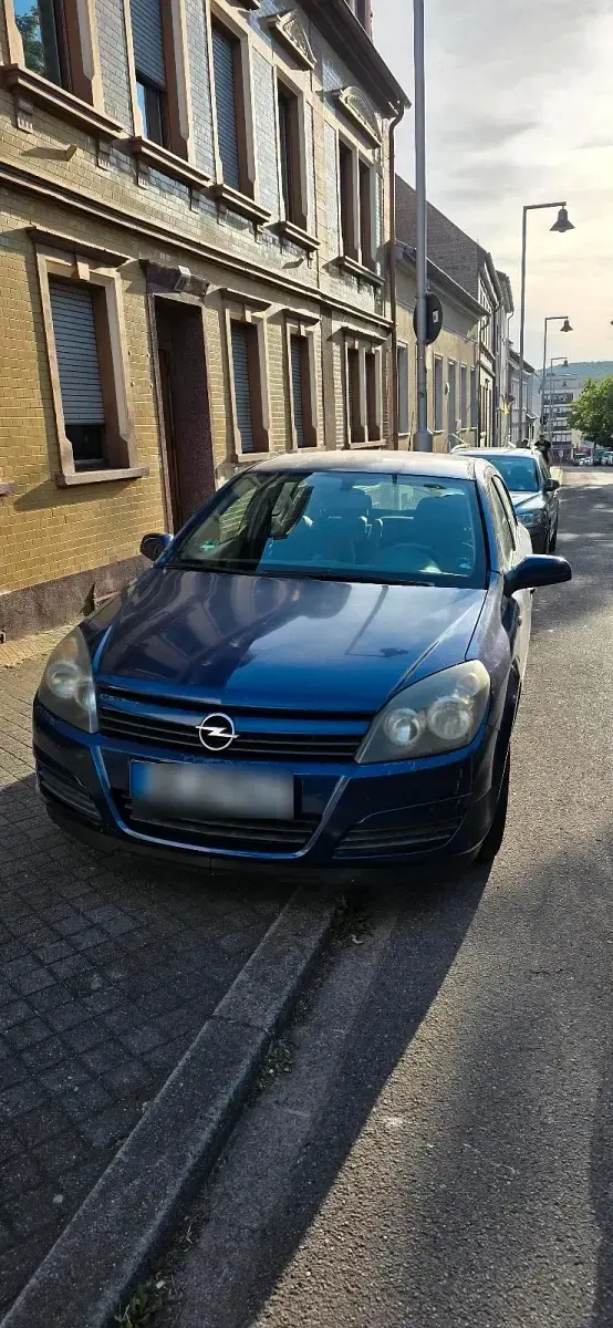 Gebraucht Opel Astra 66 PS (48 kW) 2005 Blau Kleinwagen
