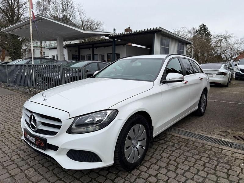Second-hand Mercedes C200 136 CP (100 kW) 2014 Alb Break
