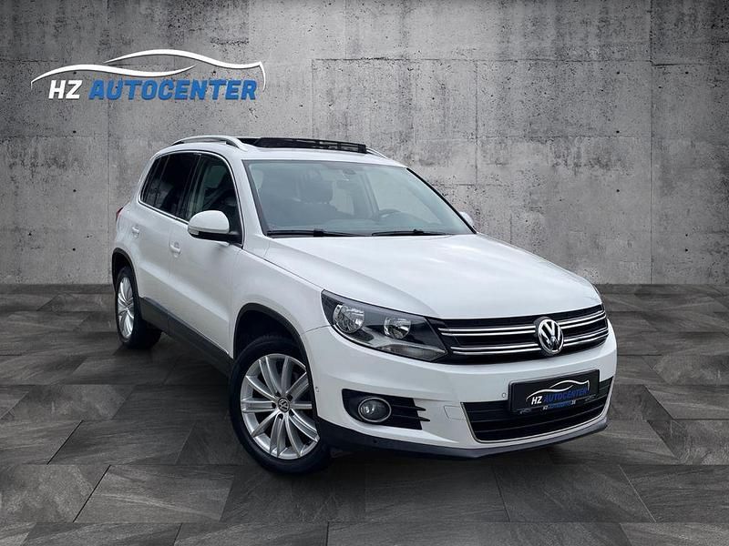 Weiß Gebraucht 2012 VW Tiguan Sportline SUV | 10.499 € (Fairer Preis) - Bild 1/4