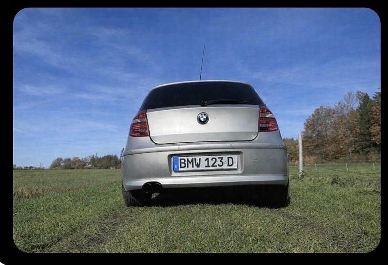 Gebraucht BMW 123 Sport Line 204 PS (150 kW) 2008 Grau Kleinwagen