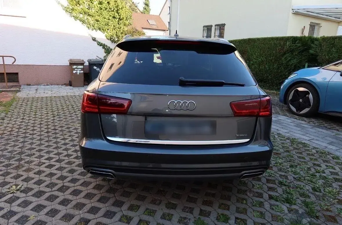Gebraucht Audi A6 Comfort 272 PS (200 kW) 2018 Grau Kombi