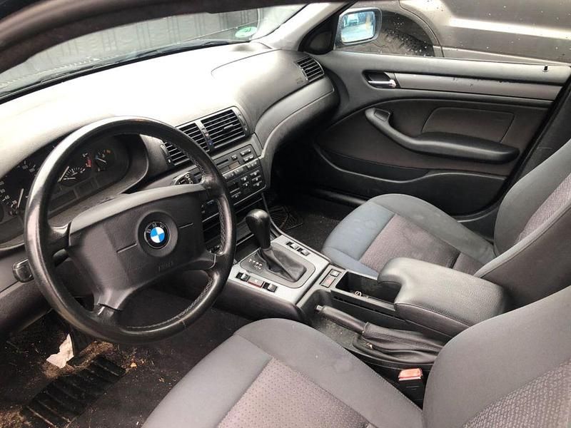 Gebraucht BMW 316 116 PS (85 kW) 2004 Kombi