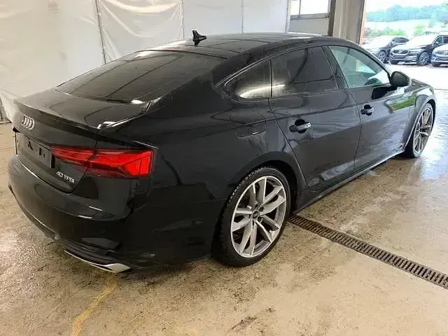 Gebraucht Audi A5 S-Line 204 PS (150 kW) 2023 Mythosschwarz metallic Coupé