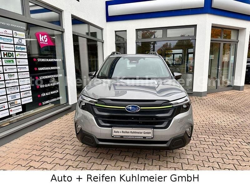 Grau Neu 2025 Subaru Forester Exclusive+ SUV | 44.950 € (Fairer Preis) - Bild 1/4
