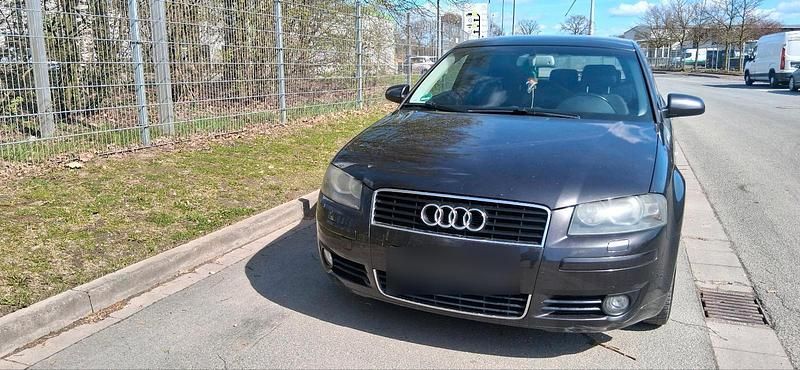 Gebraucht Audi A3 105 PS (77 kW) 2003 Schwarz Kleinwagen