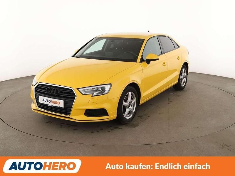 Gebraucht Audi A3 Comfort 116 PS (85 kW) 2019 Vegasgelb Limousine