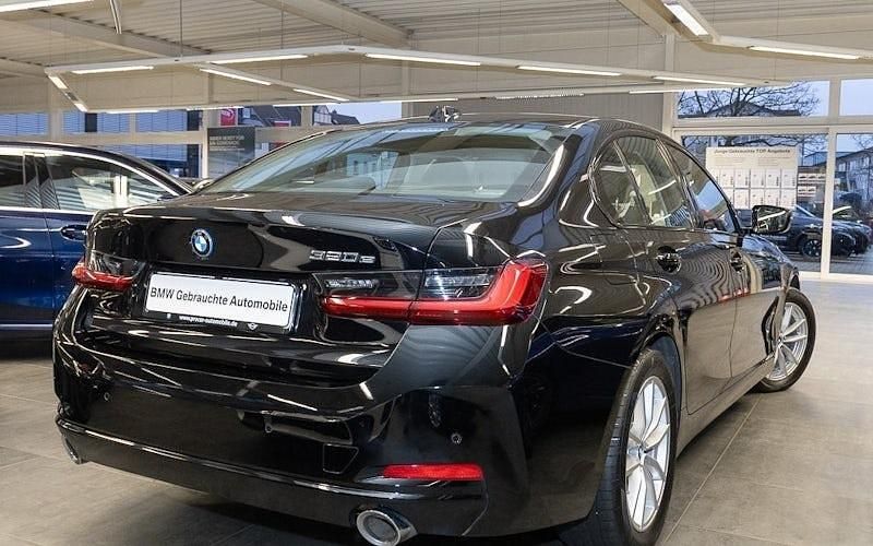 Gebraucht BMW 320e Shadowline 204 PS (150 kW) 2022 Schwarz Limousine