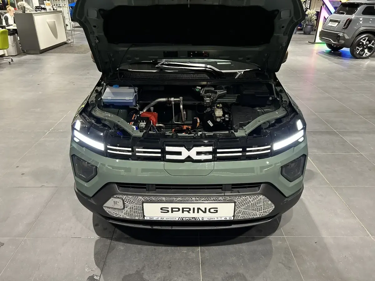 Neu Dacia Spring Extreme 47 kW (65 PS) 2025 Olivgrün Kleinwagen