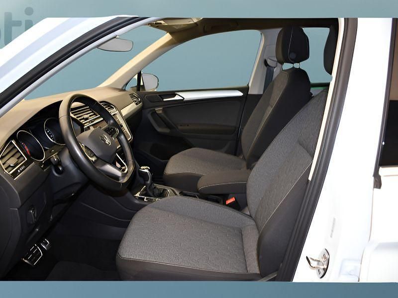 Gebraucht VW Tiguan 150 PS (110 kW) 2023 Weiß SUV