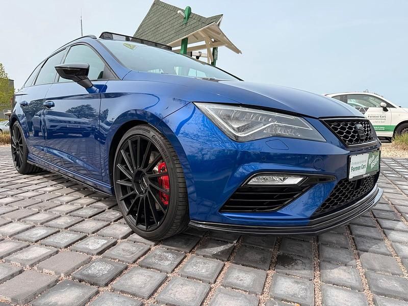 Usata Cupra Leon 301 CV (221 kW) 2018 Blu Station wagon