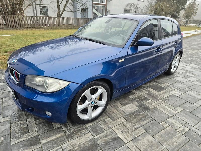 Blau Gebraucht 2007 BMW 118 M Sport Kleinwagen | 4.000 € (Fairer Preis) - Bild 1/4
