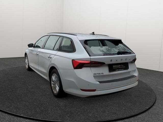 Gebraucht Skoda Octavia Ambition 150 PS (110 kW) 2021 Weiss Kombi