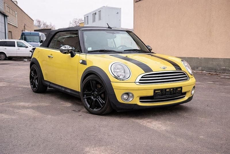 Gebraucht Mini One Cabriolet 98 PS (72 kW) 2010 Gelb Cabrio