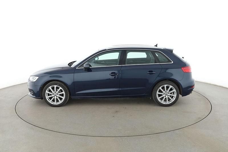 Gebraucht Audi A3 Design 2018 Blau Limousine