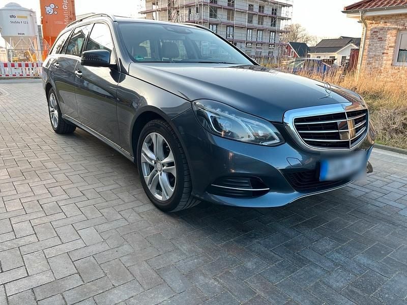 Usata Mercedes E350 258 CV (189 kW) 2013 Grigio Station wagon