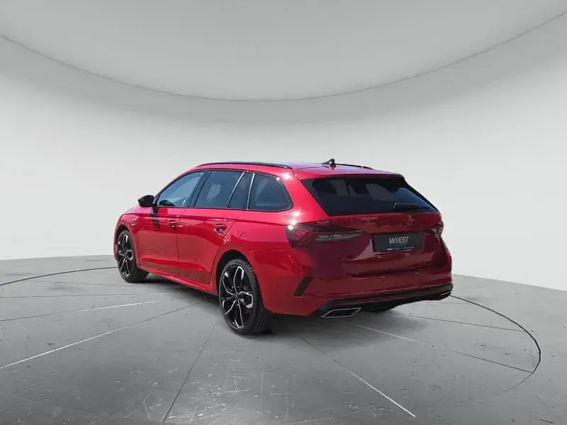 Gebraucht Skoda Octavia RS 245 PS (180 kW) 2022 Velvetrot metallic Kombi