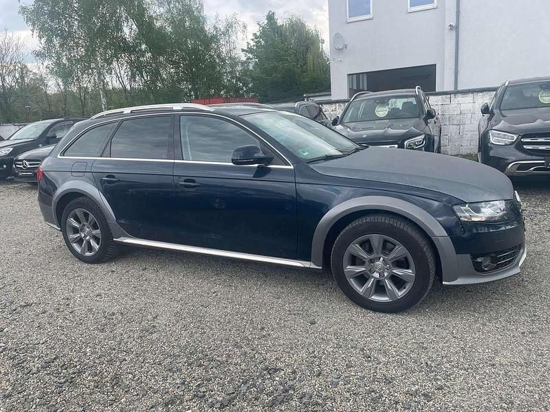 Gebraucht Audi A4 Allroad 239 PS (175 kW) 2010 Tiefseeblau perleffekt Kombi