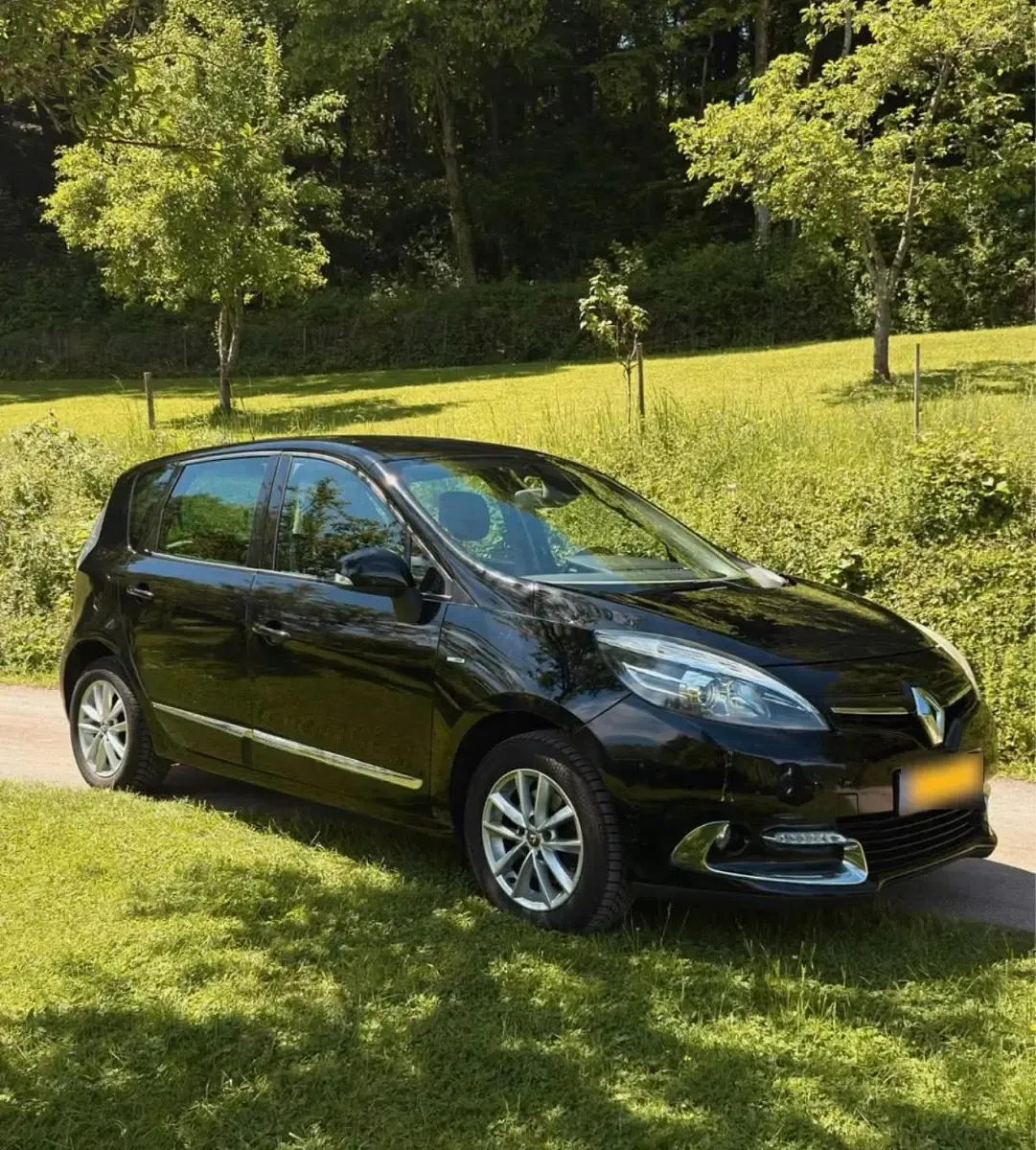 Gebraucht Renault Mégane 130 PS (95 kW) 2014 Schwarz Limousine