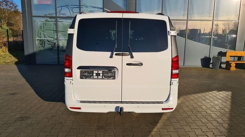 Gebraucht Mercedes Vito 237 PS (174 kW) 2021 Weiß Van