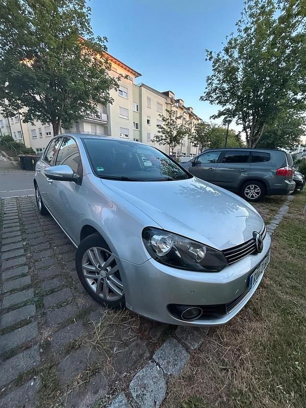 Silber Gebraucht 2010 VW Golf VI Highline Kleinwagen | 3.300 € (Guter Preis) - Bild 1/4