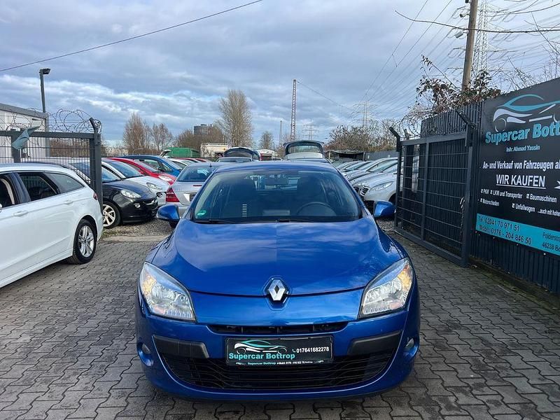 Gebraucht Renault Mégane Expression 101 PS (74 kW) 2012 Blau Limousine
