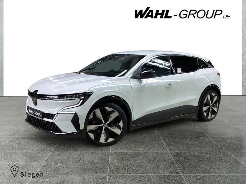 Weiß Gebraucht 2023 Renault Mégane Techno Limousine | 24.990 € (Fairer Preis) - Bild 1/4