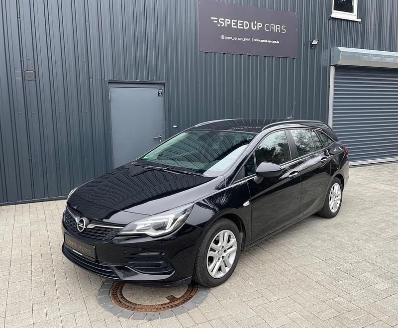 Schwarz Gebraucht 2021 Opel Astra Edition Kombi | 16.490 € (Fairer Preis) - Bild 1/2
