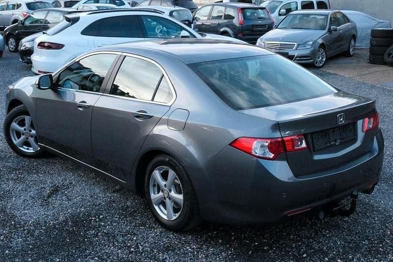 Gebraucht Honda Accord 156 PS (114 kW) 2011 Grau Limousine