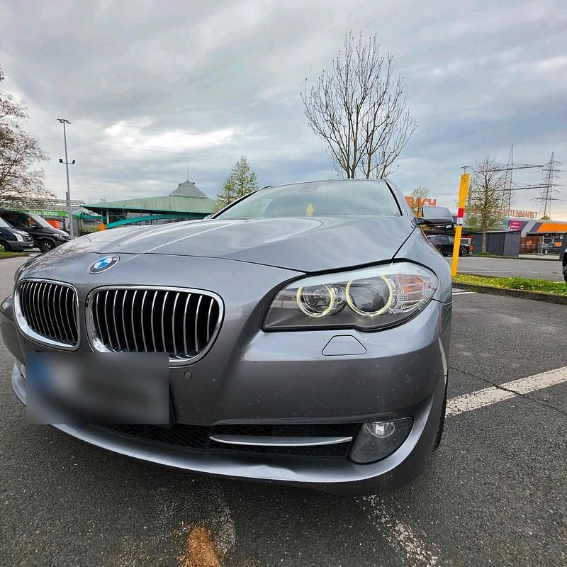 Gebraucht BMW 520 183 PS (134 kW) 2012 Kombi