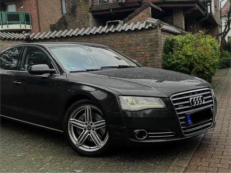 Gebraucht Audi A8 250 PS (183 kW) 2010 Schwarz Limousine
