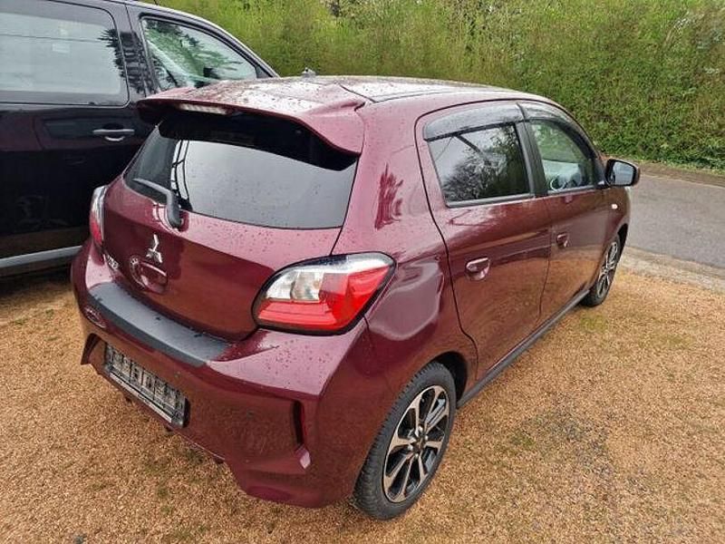 Second-hand Mitsubishi Space Star Top 80 CP (58 kW) 2021 Roșu Hatchback