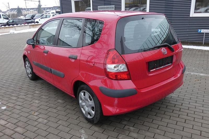 Gebraucht Honda Jazz Cool 77 PS (56 kW) 2006 Milano red Kleinwagen