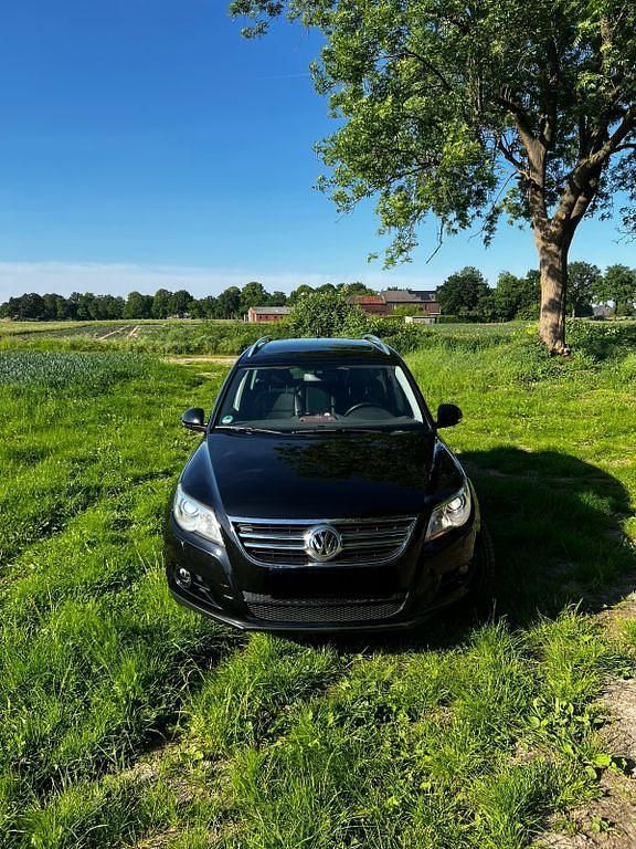 Schwarz Gebraucht 2008 VW Tiguan Sportline SUV | 6.500 € (Etwas zu teuer) - Bild 1/4