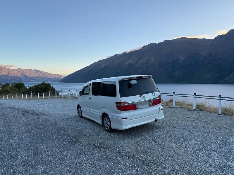 Gebraucht Toyota Alphard 131 PS (96 kW) 2004 Weiß Van / Kleinbus