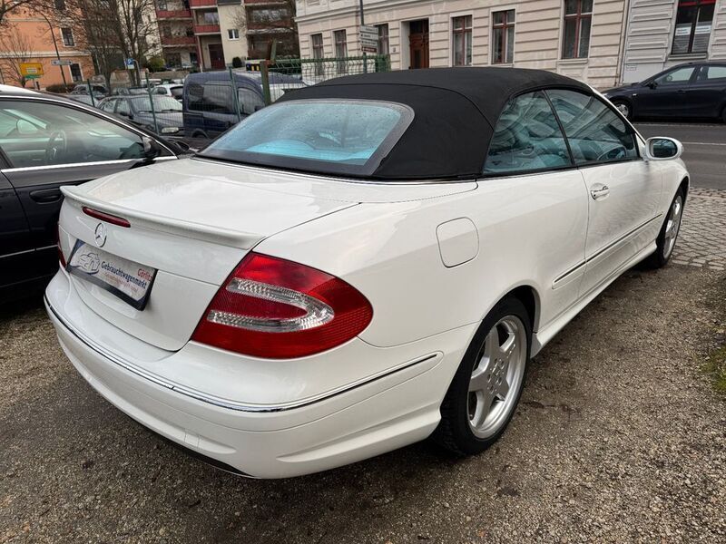 Gebraucht Mercedes CLK500 AMG 306 PS (225 kW) 2003 Weiß Cabrio