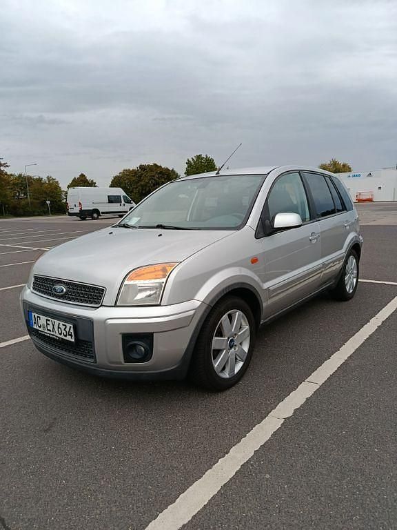 Silber Gebraucht 2007 Ford Fusion Limousine | 3.300 € (Fairer Preis) - Bild 1/4