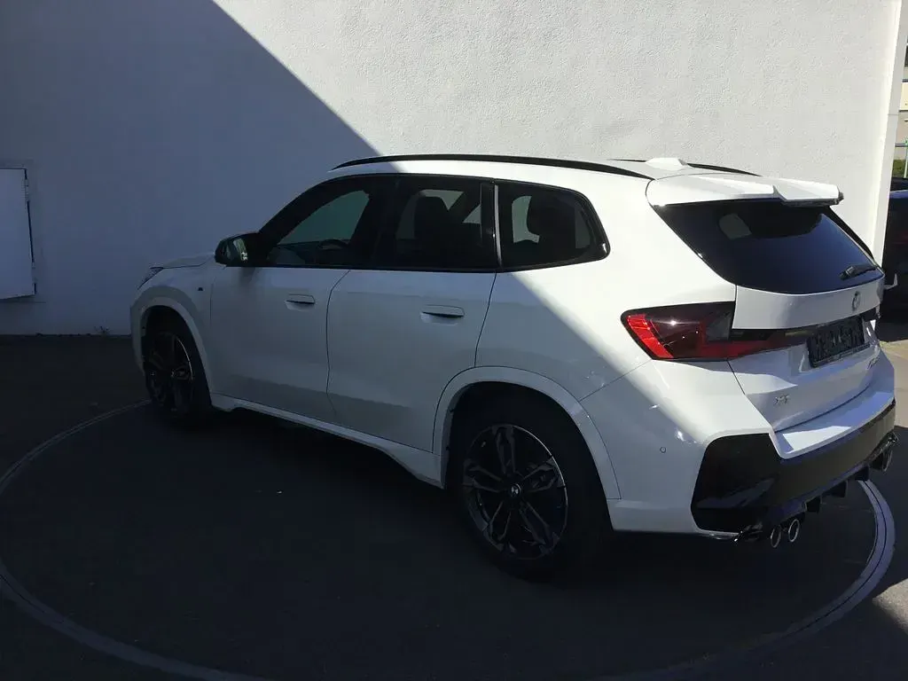 Usado BMW X1 Performance 300 CV (220 kW) 2025 Blanco SUV