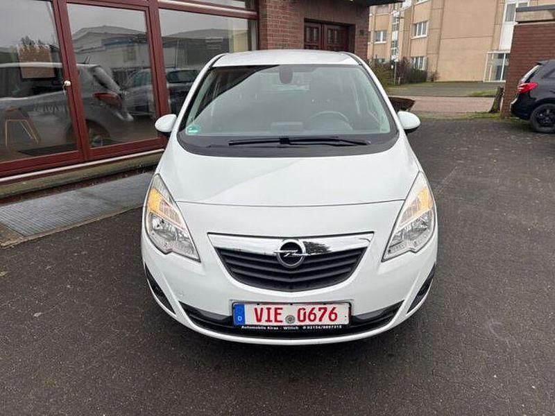 Gebraucht Opel Meriva Active 101 PS (74 kW) 2013 Casablancaweiss/glacier/arctic Van / Kleinbus