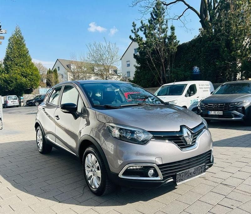 Gebraucht Renault Captur Experience 90 PS (66 kW) 2017 Grau SUV
