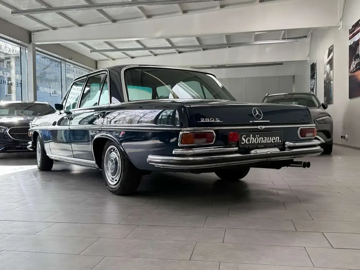 Gebraucht Mercedes W108 140 PS (102 kW) 1972 Blau Limousine