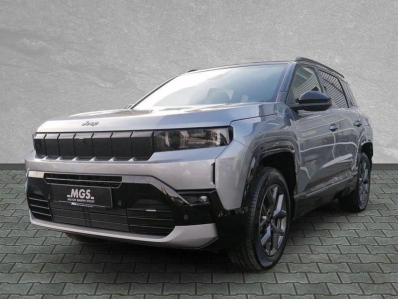 Neu Jeep Compass 145 PS (106 kW) 2026 Yosemite grey SUV